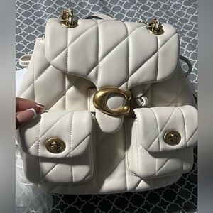 COACH Quilted Tabby Backpack (chalk)